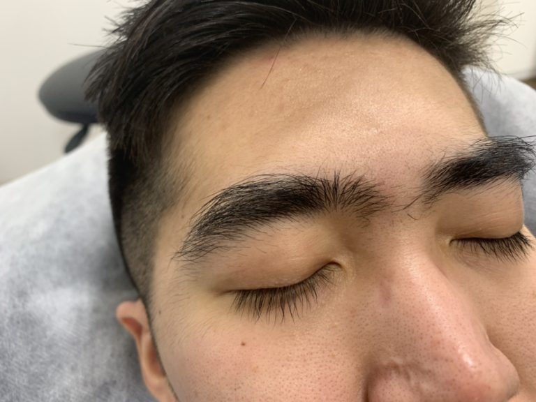 ダイソー 眉マスカラ 濃い眉毛を薄くする方法TikTok