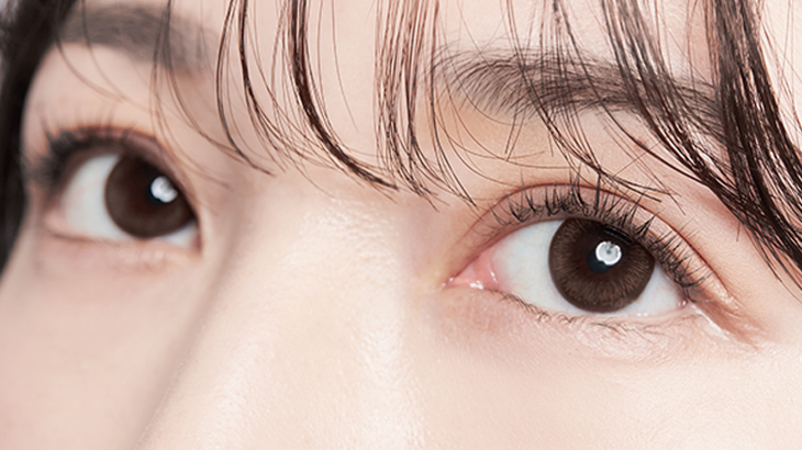 目を大きくする方法って？ 自力でできるメイクやマッサージ法を紹介美的.com