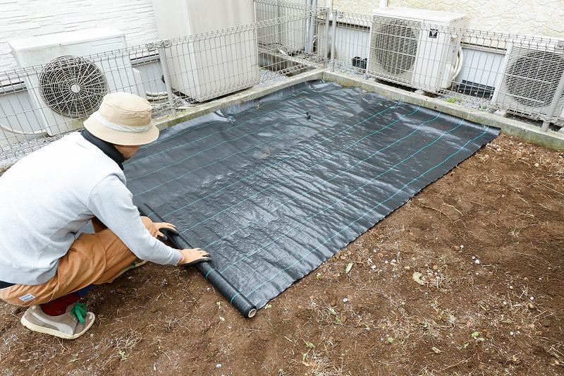 庭の最強の雑草対策はこれ！DIY・コスパ・おしゃれ度で徹底比較！厳選15選奈良の庭リフォーム・外構・造園専門店西原造園 口コミ評判