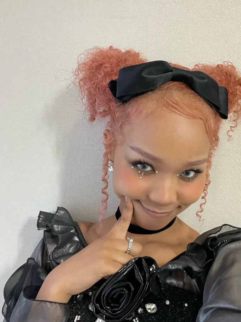 MAYU リトグリ の声や歌が下手？出身・身長とカップ数・彼氏を総まとめ Little Glee MonsterArty アーティ 音楽・アーティスト情報サイト