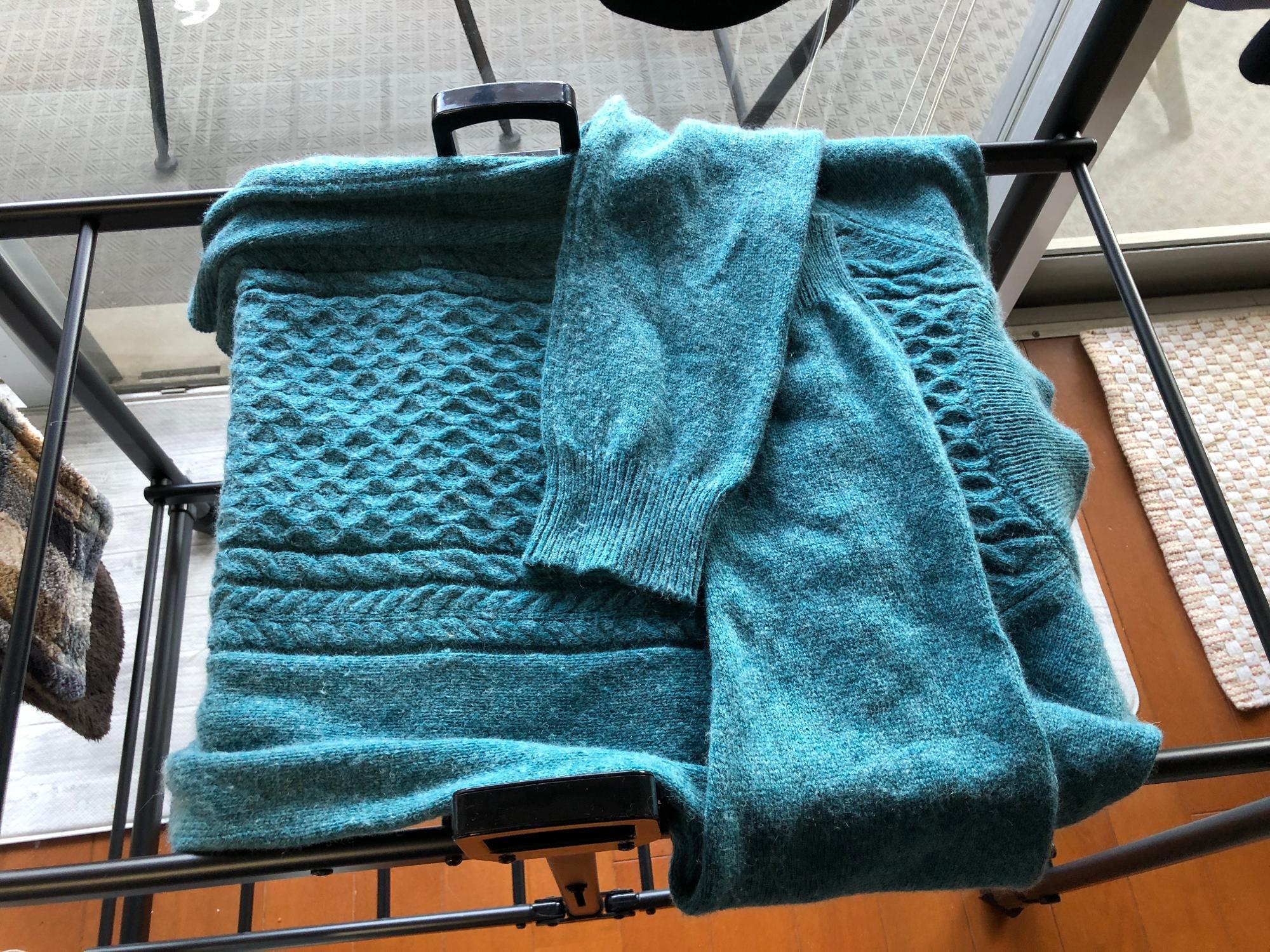 ニット帽を手洗いしてみましょう。縮まず型崩れしないコツとは？ - 高品質・全国宅配 宅配クリーニング＆修理のデア