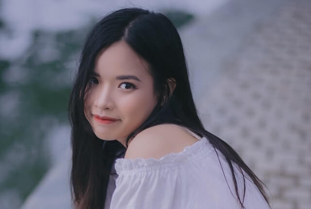 目をそらさないのがルール ？ 森香澄 による人を沼らせる“あざとテク”とは♡Ray レイ