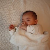 生後1ヶ月 赤ちゃん 黄疸の写真素材12286421- PIXTA